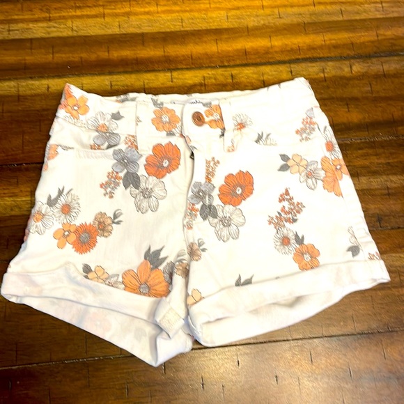 🍁🌼Abercrombie Kids floral shorts 7/8🍂 - Picture 11 of 11